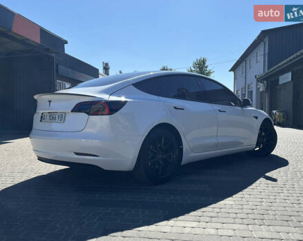 Белый Тесла Модель 3, объемом двигателя 0 л и пробегом 39 тыс. км за 20200 $, фото 15 на Automoto.ua