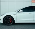 Белый Тесла Модель 3, объемом двигателя 0 л и пробегом 72 тыс. км за 20300 $, фото 4 на Automoto.ua