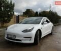 Белый Тесла Модель 3, объемом двигателя 0 л и пробегом 59 тыс. км за 22499 $, фото 13 на Automoto.ua