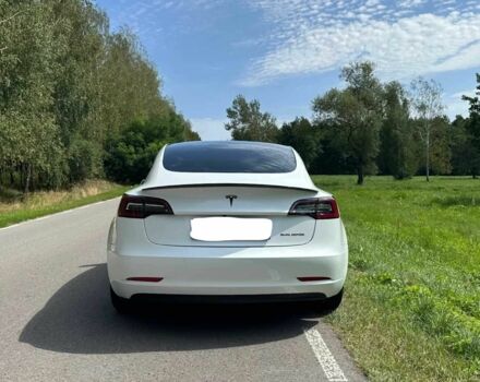 Білий Тесла Модель 3, об'ємом двигуна 0 л та пробігом 72 тис. км за 15300 $, фото 5 на Automoto.ua