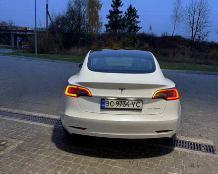 Белый Тесла Модель 3, объемом двигателя 0 л и пробегом 91 тыс. км за 22100 $, фото 9 на Automoto.ua