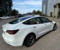Белый Тесла Модель 3, объемом двигателя 0 л и пробегом 85 тыс. км за 20600 $, фото 2 на Automoto.ua