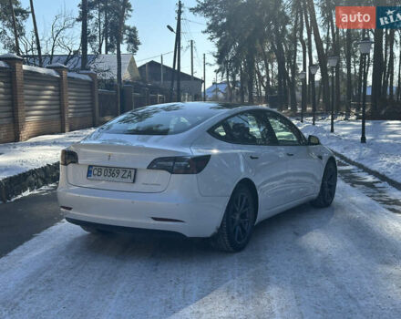 Білий Тесла Модель 3, об'ємом двигуна 0 л та пробігом 50 тис. км за 20499 $, фото 1 на Automoto.ua