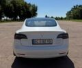 Белый Тесла Модель 3, объемом двигателя 0 л и пробегом 99 тыс. км за 21500 $, фото 27 на Automoto.ua