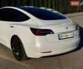 Білий Тесла Модель 3, об'ємом двигуна 0 л та пробігом 82 тис. км за 20500 $, фото 13 на Automoto.ua