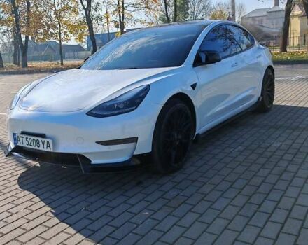 Білий Тесла Модель 3, об'ємом двигуна 0 л та пробігом 70 тис. км за 23500 $, фото 13 на Automoto.ua