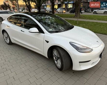 Білий Тесла Модель 3, об'ємом двигуна 0 л та пробігом 79 тис. км за 22300 $, фото 9 на Automoto.ua