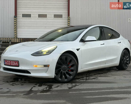 Белый Тесла Модель 3, объемом двигателя 0 л и пробегом 92 тыс. км за 21900 $, фото 1 на Automoto.ua