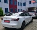 Белый Тесла Модель 3, объемом двигателя 0 л и пробегом 90 тыс. км за 13890 $, фото 3 на Automoto.ua