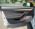 Білий Тесла Модель 3, об'ємом двигуна 0 л та пробігом 90 тис. км за 20340 $, фото 12 на Automoto.ua