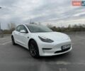 Белый Тесла Модель 3, объемом двигателя 0 л и пробегом 81 тыс. км за 17950 $, фото 4 на Automoto.ua