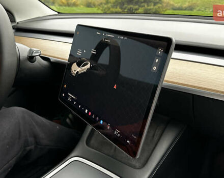 Белый Тесла Модель 3, объемом двигателя 0 л и пробегом 367 тыс. км за 15000 $, фото 9 на Automoto.ua