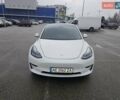 Белый Тесла Модель 3, объемом двигателя 0 л и пробегом 52 тыс. км за 18500 $, фото 6 на Automoto.ua