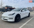 Білий Тесла Модель 3, об'ємом двигуна 0 л та пробігом 65 тис. км за 21000 $, фото 1 на Automoto.ua