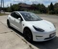 Белый Тесла Модель 3, объемом двигателя 0 л и пробегом 98 тыс. км за 21000 $, фото 4 на Automoto.ua