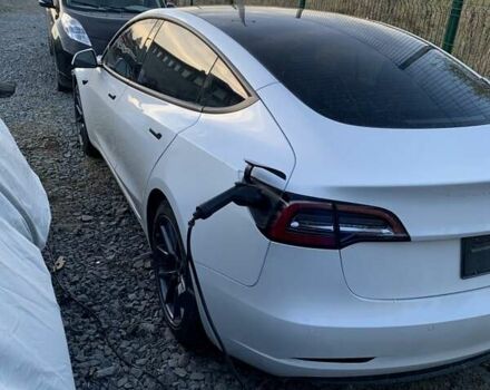 Белый Тесла Модель 3, объемом двигателя 0 л и пробегом 27 тыс. км за 19750 $, фото 12 на Automoto.ua