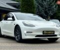 Білий Тесла Модель 3, об'ємом двигуна 0 л та пробігом 49 тис. км за 15999 $, фото 1 на Automoto.ua