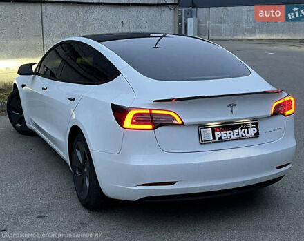 Белый Тесла Модель 3, объемом двигателя 0 л и пробегом 52 тыс. км за 21500 $, фото 8 на Automoto.ua