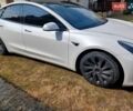 Білий Тесла Модель 3, об'ємом двигуна 0 л та пробігом 84 тис. км за 23000 $, фото 4 на Automoto.ua