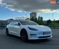 Білий Тесла Модель 3, об'ємом двигуна 0 л та пробігом 165 тис. км за 16900 $, фото 1 на Automoto.ua