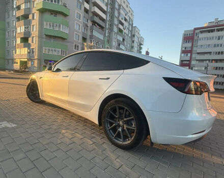 Белый Тесла Модель 3, объемом двигателя 0 л и пробегом 80 тыс. км за 25000 $, фото 7 на Automoto.ua