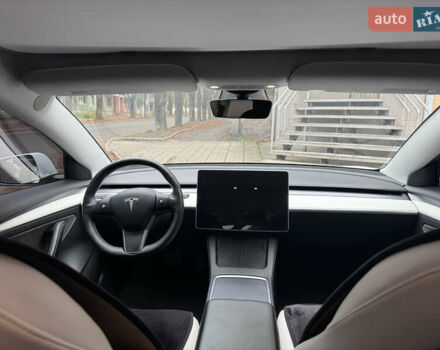Белый Тесла Модель 3, объемом двигателя 0 л и пробегом 67 тыс. км за 23000 $, фото 12 на Automoto.ua