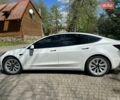 Білий Тесла Модель 3, об'ємом двигуна 0 л та пробігом 94 тис. км за 17900 $, фото 8 на Automoto.ua