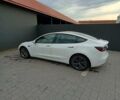 Белый Тесла Модель 3, объемом двигателя 0 л и пробегом 120 тыс. км за 18000 $, фото 3 на Automoto.ua