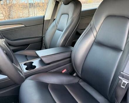 Белый Тесла Модель 3, объемом двигателя 0 л и пробегом 266 тыс. км за 13900 $, фото 5 на Automoto.ua