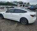Білий Тесла Модель 3, об'ємом двигуна 0 л та пробігом 74 тис. км за 5600 $, фото 1 на Automoto.ua