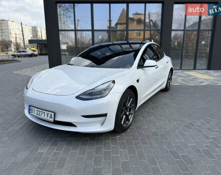 Белый Тесла Модель 3, объемом двигателя 0 л и пробегом 37 тыс. км за 19999 $, фото 9 на Automoto.ua
