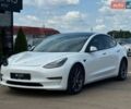 Белый Тесла Модель 3, объемом двигателя 0 л и пробегом 131 тыс. км за 18999 $, фото 1 на Automoto.ua
