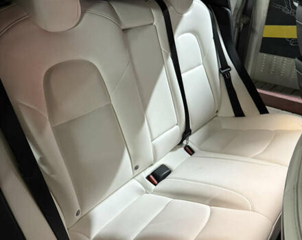 Тесла Модель 3 2021 в Киеве на Automoto.ua Белый Тесла Модель 3, объемом двигателя 0 л и пробегом 54 тыс. км за 21800 $, фото 6 на Automoto.ua