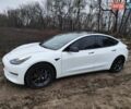 Білий Тесла Модель 3, об'ємом двигуна 0 л та пробігом 68 тис. км за 19200 $, фото 27 на Automoto.ua