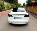 Білий Тесла Модель 3, об'ємом двигуна 0 л та пробігом 90 тис. км за 19700 $, фото 4 на Automoto.ua