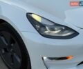 Білий Тесла Модель 3, об'ємом двигуна 0 л та пробігом 117 тис. км за 18900 $, фото 44 на Automoto.ua