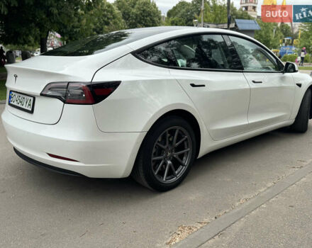 Белый Тесла Модель 3, объемом двигателя 0 л и пробегом 75 тыс. км за 16000 $, фото 2 на Automoto.ua
