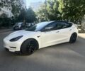 Білий Тесла Модель 3, об'ємом двигуна 0 л та пробігом 33 тис. км за 23998 $, фото 1 на Automoto.ua