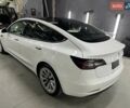 Белый Тесла Модель 3, объемом двигателя 0 л и пробегом 46 тыс. км за 26500 $, фото 4 на Automoto.ua