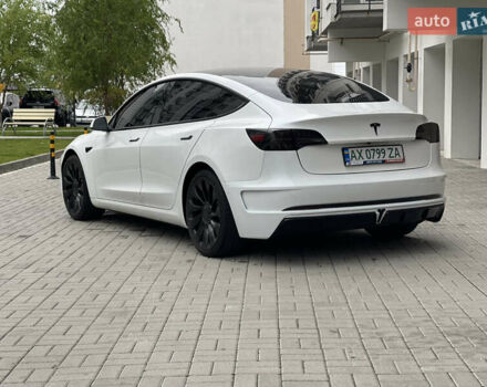 Тесла Модель 3 2021 у Дніпро (Дніпропетровську) на Automoto.ua Білий Тесла Модель 3, об'ємом двигуна 0 л та пробігом 37 тис. км за 18900 $, фото 5 на Automoto.ua