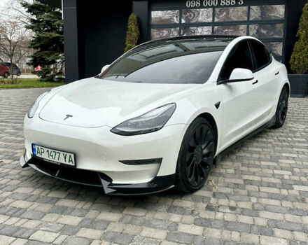 Білий Тесла Модель 3, об'ємом двигуна 0 л та пробігом 67 тис. км за 32500 $, фото 2 на Automoto.ua