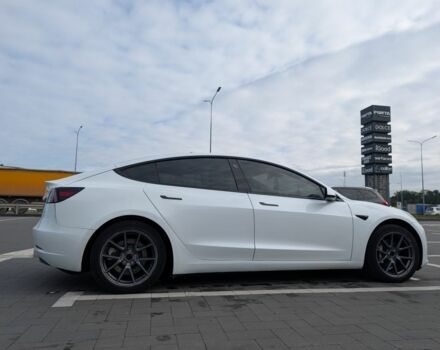 Тесла Модель 3 2021 в Луцке на Automoto.ua Белый Тесла Модель 3, объемом двигателя 0 л и пробегом 170 тыс. км за 17000 $, фото 11 на Automoto.ua