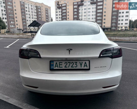 Тесла Модель 3 2021 в Днепре (Днепропетровске) на Automoto.ua Белый Тесла Модель 3, объемом двигателя 0 л и пробегом 38 тыс. км за 22000 $, фото 7 на Automoto.ua