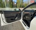 Білий Тесла Модель 3, об'ємом двигуна 0 л та пробігом 37 тис. км за 22500 $, фото 8 на Automoto.ua