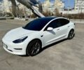 Белый Тесла Модель 3, объемом двигателя 0 л и пробегом 60 тыс. км за 17999 $, фото 1 на Automoto.ua