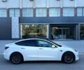 Белый Тесла Модель 3, объемом двигателя 0 л и пробегом 90 тыс. км за 18000 $, фото 1 на Automoto.ua