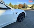 Білий Тесла Модель 3, об'ємом двигуна 0 л та пробігом 183 тис. км за 14750 $, фото 3 на Automoto.ua