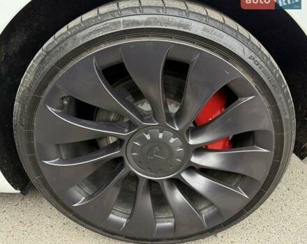 Білий Тесла Модель 3, об'ємом двигуна 0 л та пробігом 129 тис. км за 23500 $, фото 32 на Automoto.ua