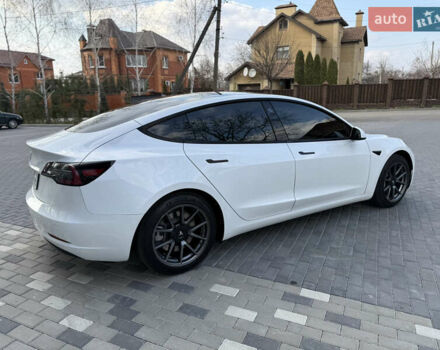 Белый Тесла Модель 3, объемом двигателя 0 л и пробегом 37 тыс. км за 19999 $, фото 53 на Automoto.ua