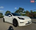 Белый Тесла Модель 3, объемом двигателя 0 л и пробегом 75 тыс. км за 21600 $, фото 3 на Automoto.ua